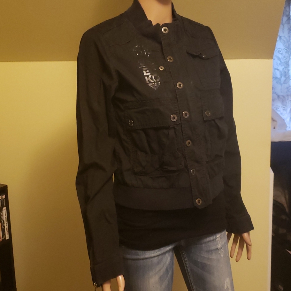 Light Jacket - image 2